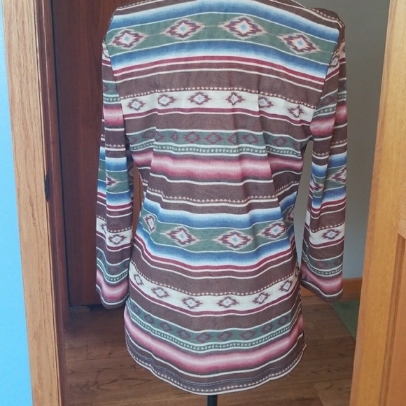 Top - Picture 3 of 4